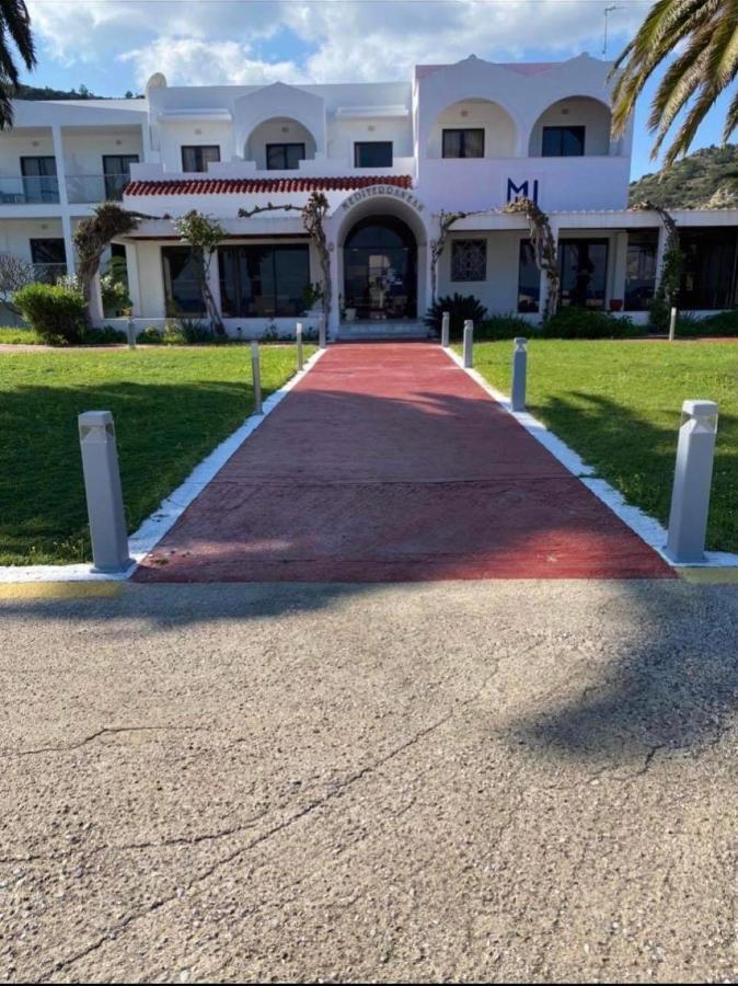 Mediterranean Hotel Karpathos Exterior photo